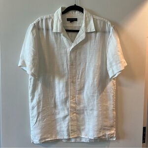 White Small Men’s Banana Republic Linen Shirt